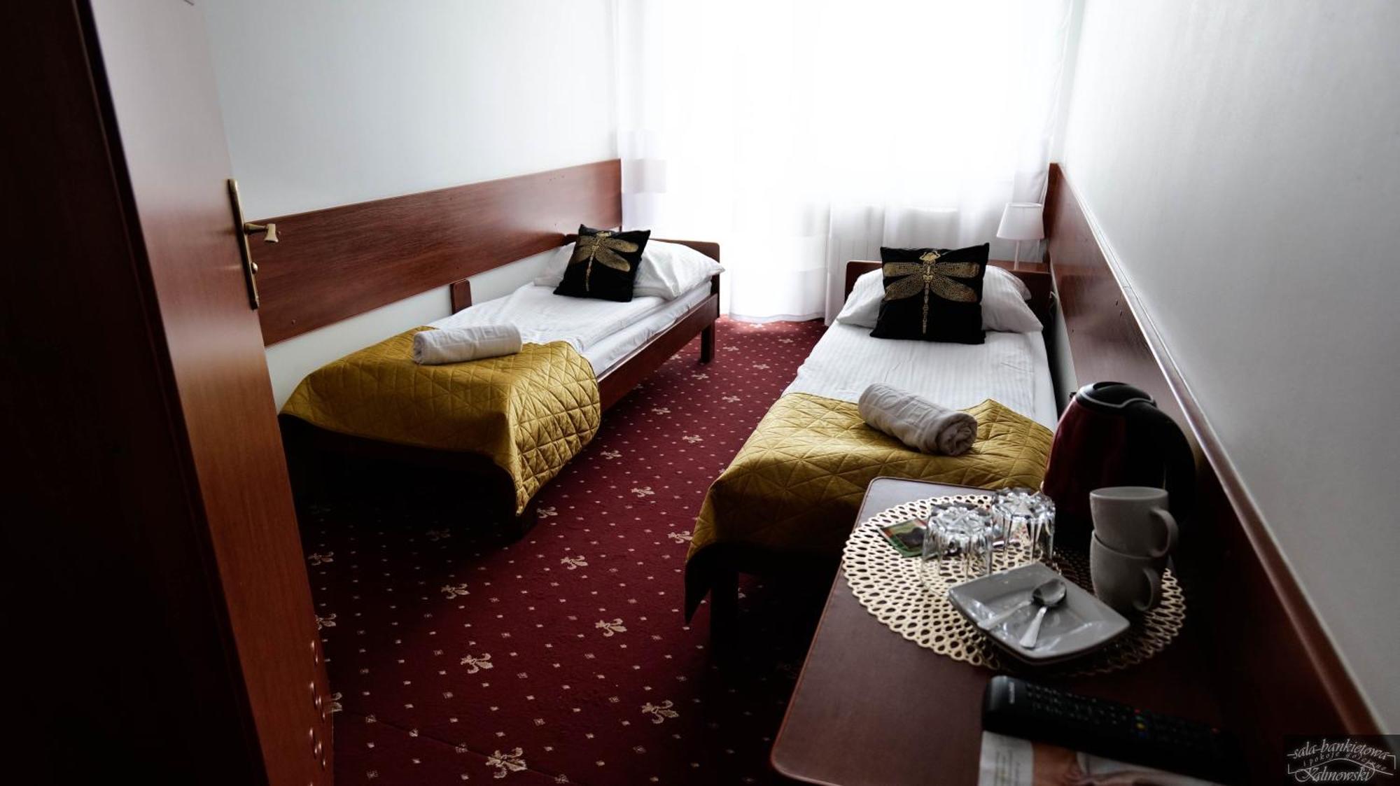 Sala Bankietowa I Pokoje Goscinne Сокулка Экстерьер фото