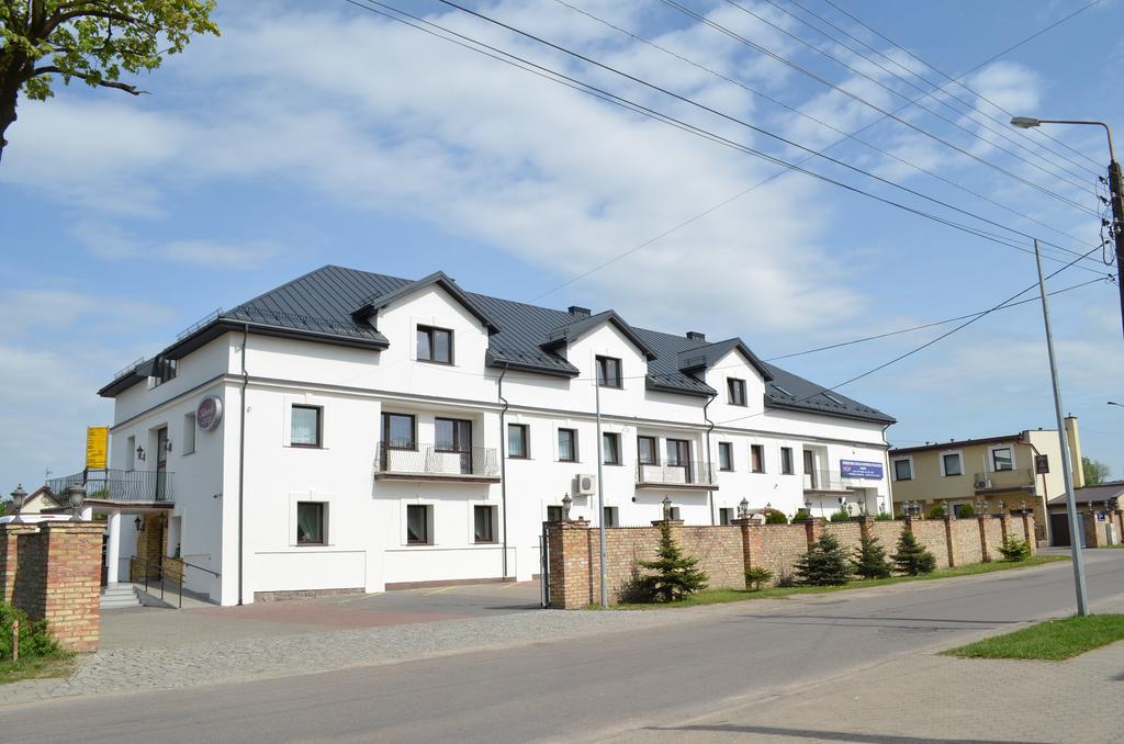 Sala Bankietowa I Pokoje Goscinne Сокулка Экстерьер фото